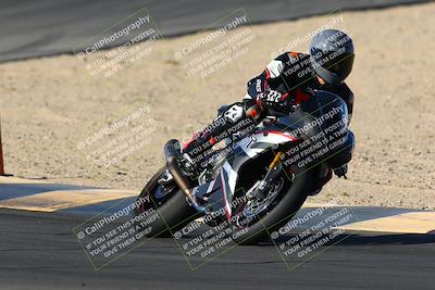 media/May-15-2022-SoCal Trackdays (Sun) [[33a09aef31]]/Turns 9 and 8 Set 1 (750am)/